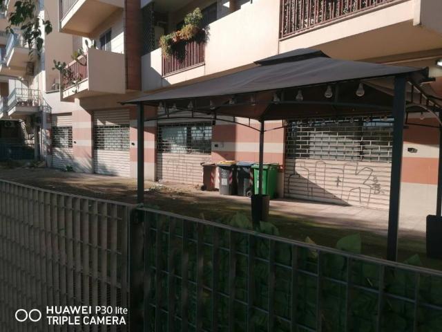 Locale Commerciale in affitto a Puglia, Foggia
