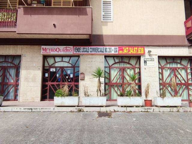 Locale Commerciale in affitto a Puglia, Foggia