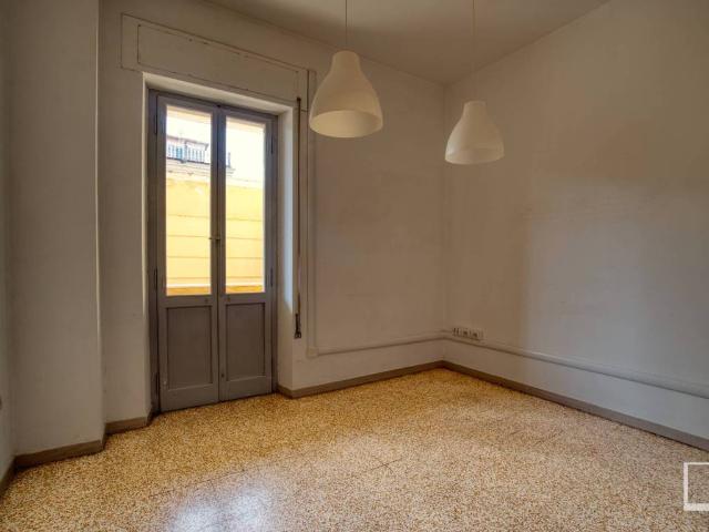 Locale Commerciale in affitto a Foligno, Umbria