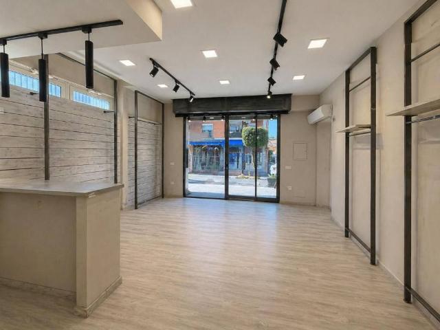 Locale Commerciale in affitto a Tor Lupara, Roma Capitale