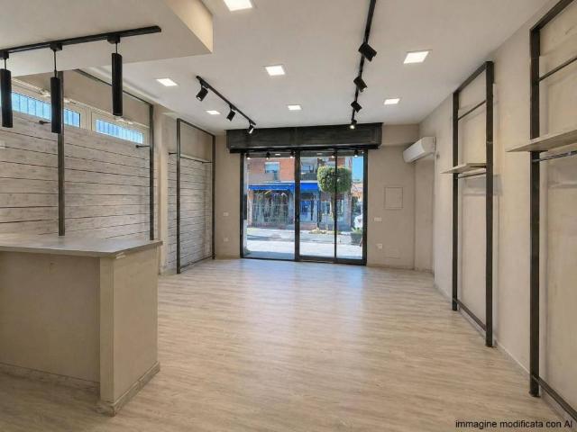 Locale Commerciale in affitto a Tor Lupara, Roma Capitale