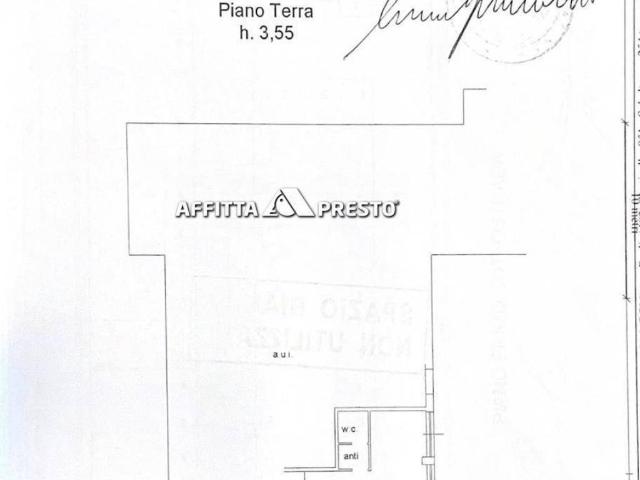 Locale Commerciale in affitto a Unione di Comuni della Romagna Forlivese, Quattro
