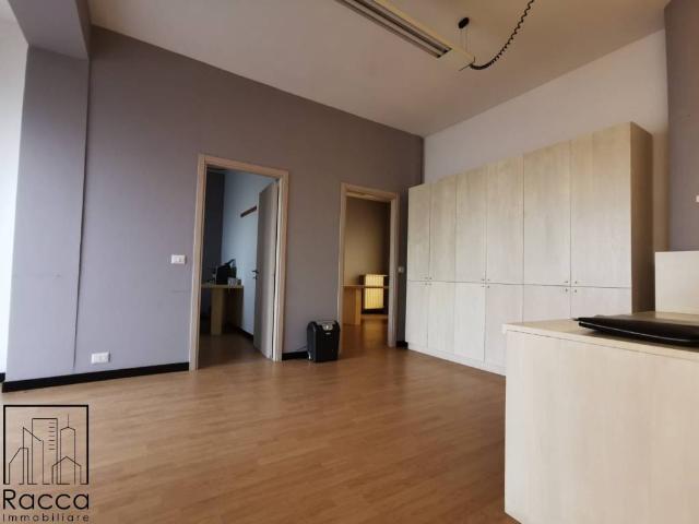 Locale Commerciale in affitto a Piemonte, Cuneo