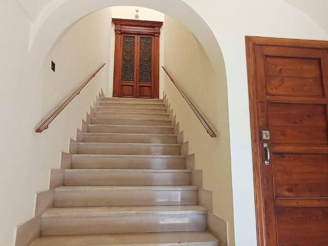 Locale Commerciale in affitto a Puglia, Brindisi