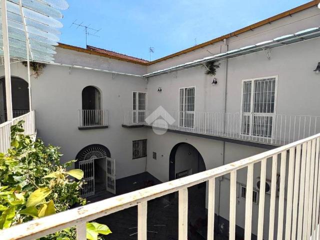 Locale Commerciale in affitto a Sepano, Frattamaggiore