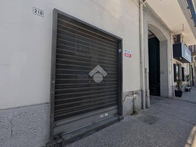 Locale Commerciale in affitto a Sepano, Frattamaggiore