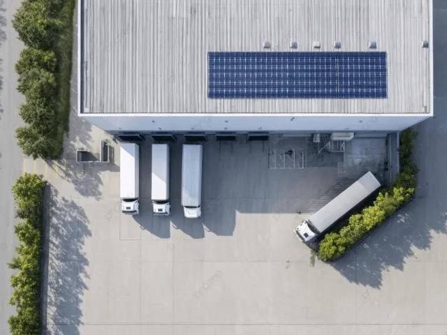 Locale Commerciale in affitto a Frosinone, Lazio