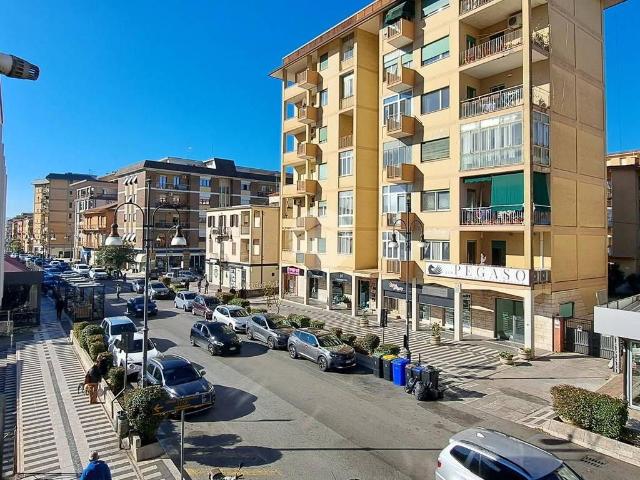 Locale Commerciale in affitto a De Matthaeis, Frosinone