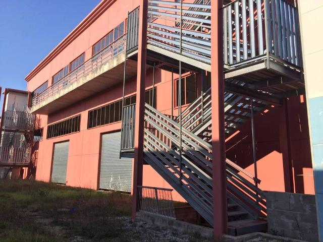 Locale Commerciale in affitto a Frosinone, Lazio