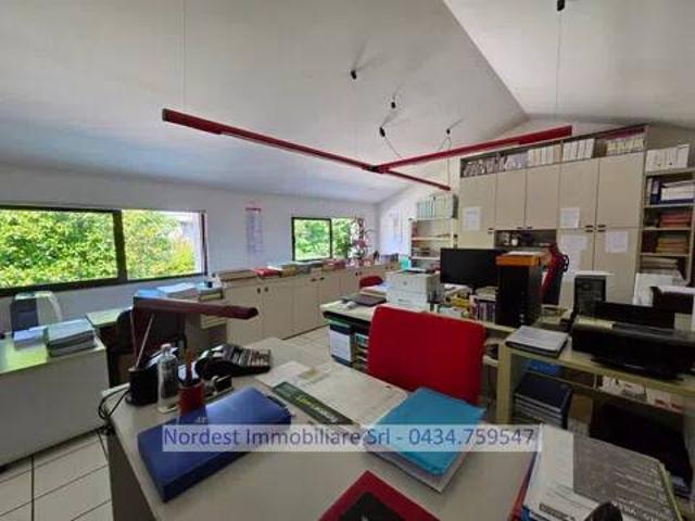 Locale Commerciale in affitto a Gaiarine, Veneto
