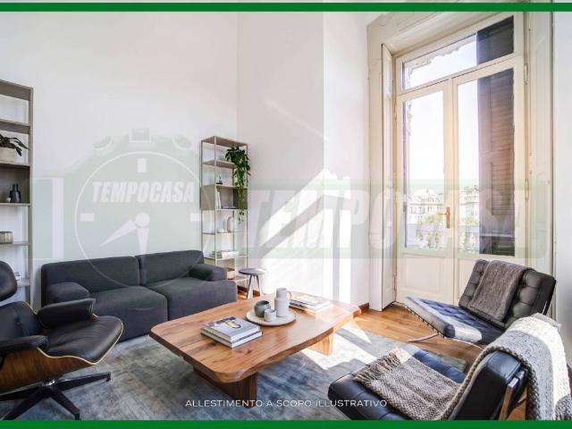 Locale Commerciale in affitto a Centro, Gallarate