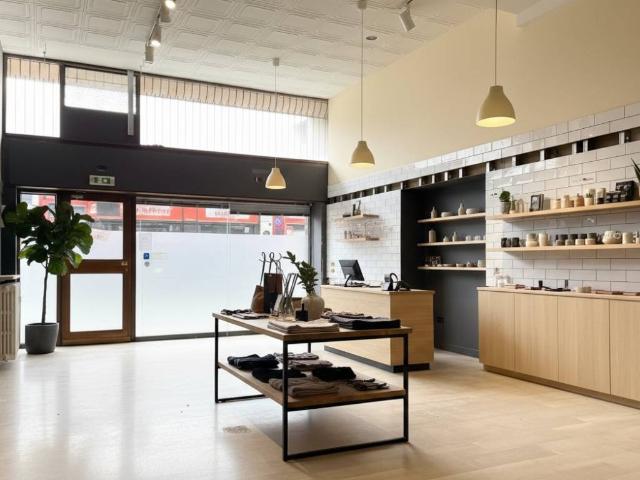 Locale Commerciale in affitto a Centro, Gallarate