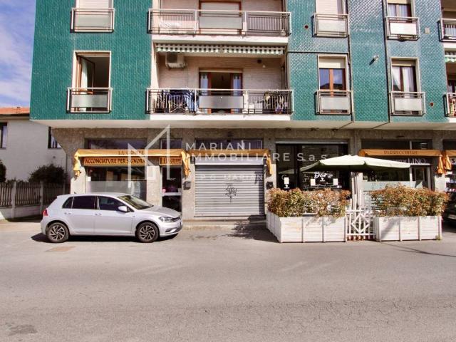 Locale Commerciale in affitto a Santa Maria Rossa, Garbagnate Milanese