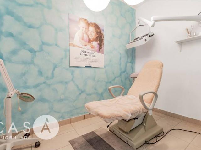 Locale Commerciale in affitto a Gatteo, Reggio Emilia