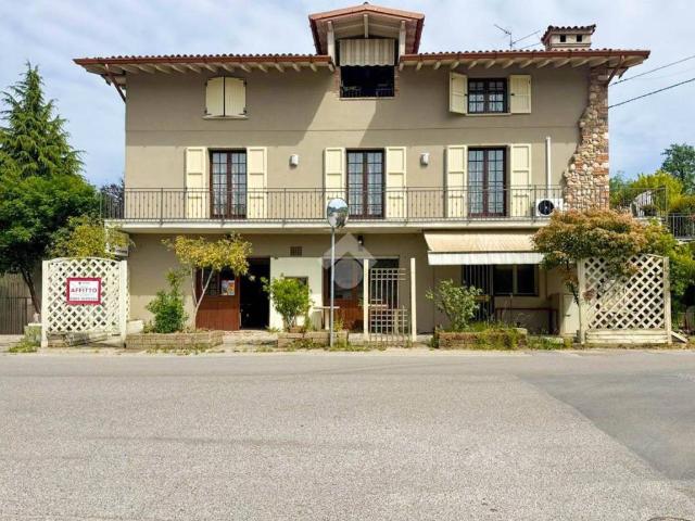 Locale Commerciale in affitto a Comunità montana della Valle Sabbia, Gavardo