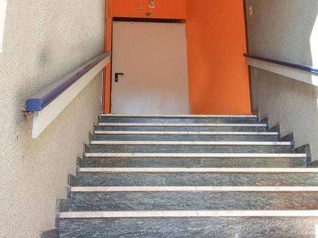 Locale Commerciale in affitto a Gazzada Schianno, Gazzada