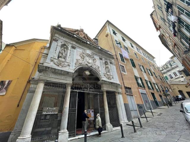 Locale Commerciale in affitto a Centro Est, Serra Riccò