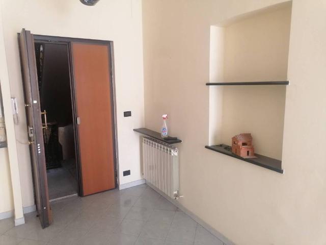 Locale Commerciale in affitto a Bassa Val Bisagno, Serra Riccò