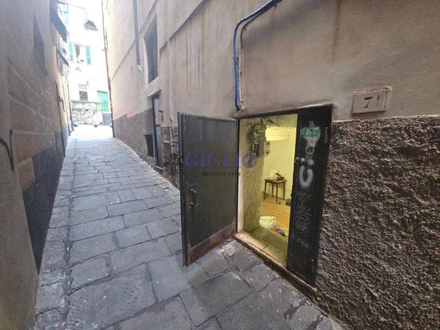 Locale Commerciale in affitto a Centro Est, Serra Riccò