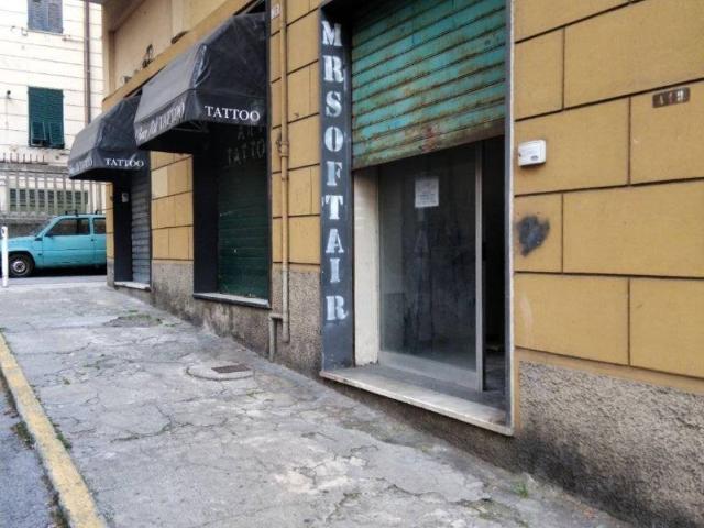 Locale Commerciale in affitto a Bassa Val Bisagno, Serra Riccò