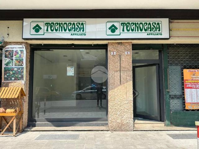 Locale Commerciale in affitto a Medio Ponente, Serra Riccò