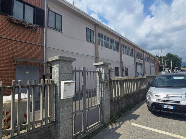 Locale Commerciale in affitto a Piemonte, Torino