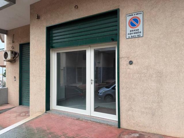 Locale Commerciale in affitto a Puglia, Taranto