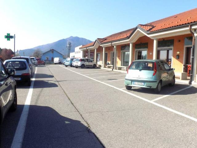 Locale Commerciale in affitto a Unione Montana di Comuni delle Valli di Lanzo, Ceronda e Casternone, Piemonte