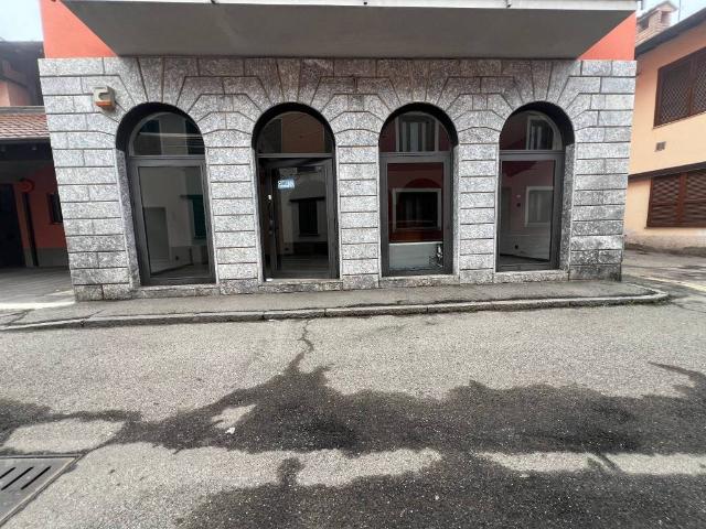 Locale Commerciale in affitto a Graffignana