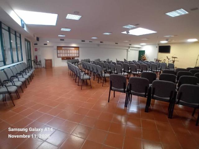 Locale Commerciale in affitto a San Polo In Chianti, Toscana