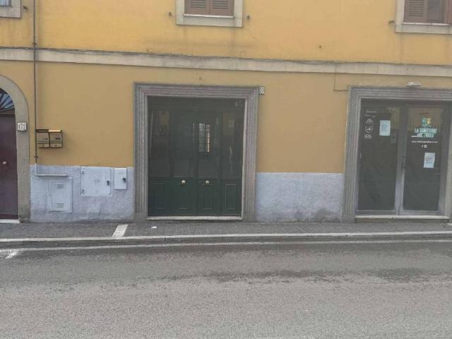 Locale Commerciale in affitto a Squarciarelli, Roma Capitale