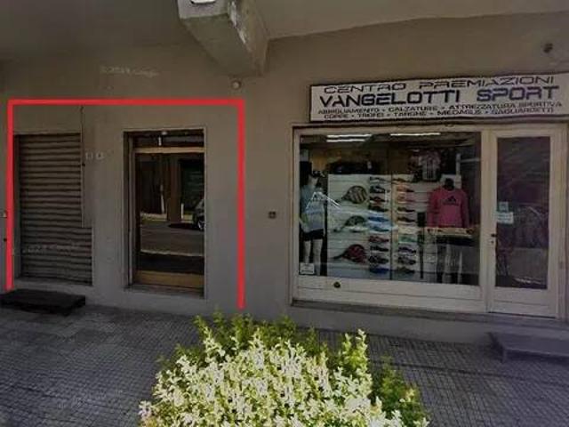 Locale Commerciale in affitto a Iglesias, Sardigna/Sardegna