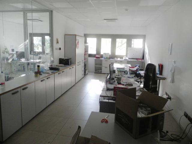 Locale Commerciale in affitto a Nuovo Circondario Imolese, Imola