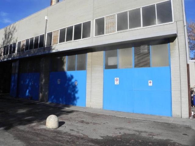 Locale Commerciale in affitto a Nuovo Circondario Imolese, Imola