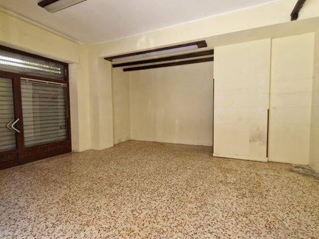 Locale Commerciale in vendita a San Lazzaro, Isernia