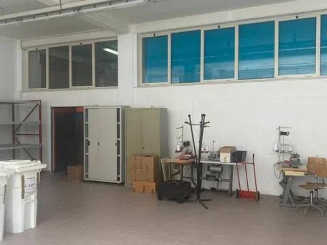 Locale Commerciale in affitto a Mezzabrino, Itri