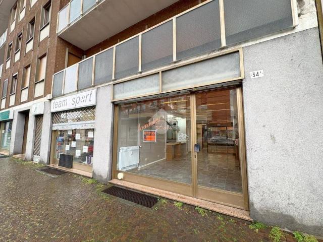 Locale Commerciale in affitto a San Lorenzo, Piemonte