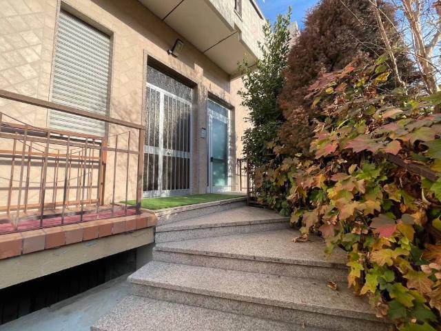 Locale Commerciale in affitto a Piemonte, Torino
