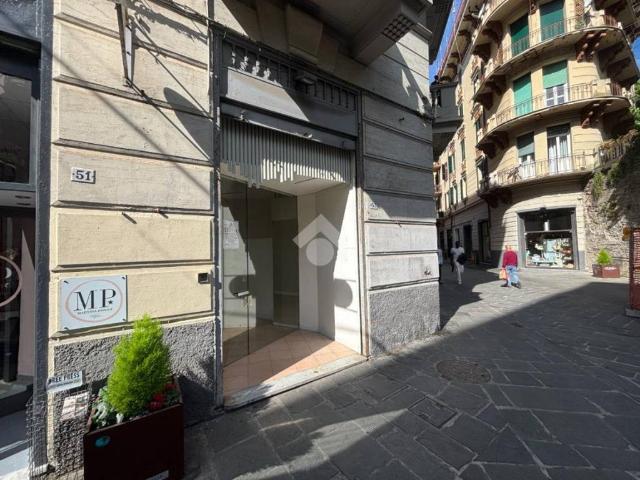Locale Commerciale in affitto a Fabiano Alto, La Spezia