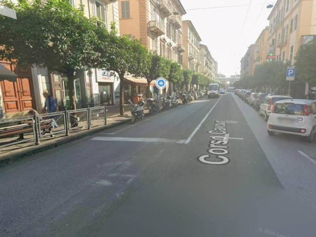 Locale Commerciale in affitto a Umberto I, La Spezia