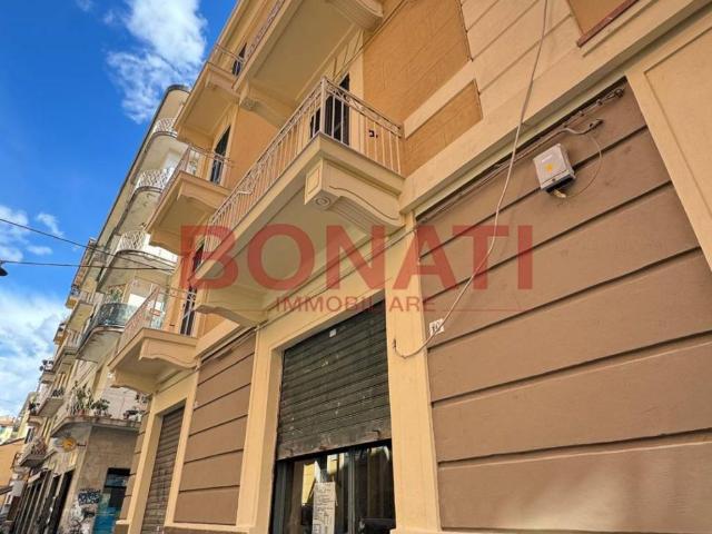 Locale Commerciale in affitto a Fabiano Alto, La Spezia