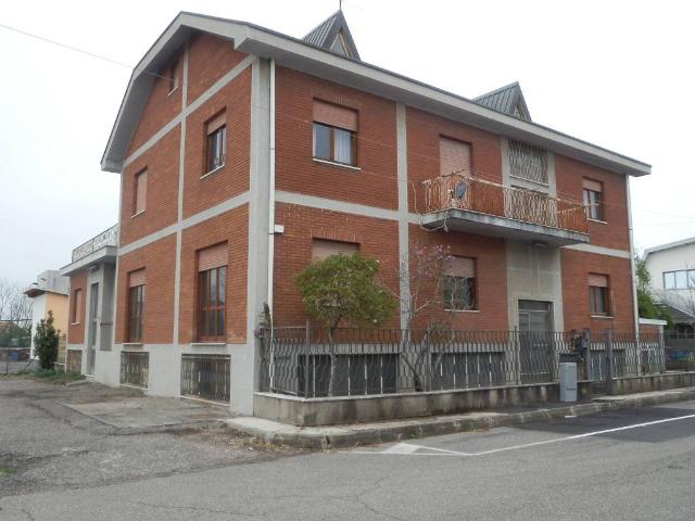 Locale Commerciale in affitto a Lainate, Lombardia