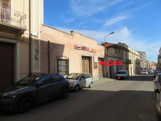 Locale Commerciale in affitto a Calabria, Catanzaro