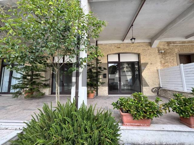 Locale Commerciale in affitto a Santo Spirito, Lanciano