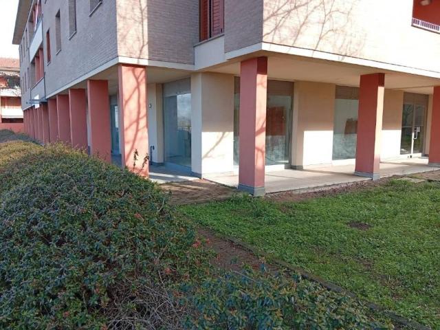 Locale Commerciale in affitto a Pilastro, Langhirano