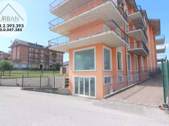 Locale Commerciale in affitto a Pettino, Tornimparte