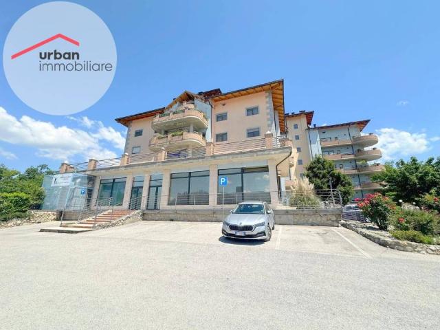 Locale Commerciale in affitto a Sant'Elia, Tornimparte