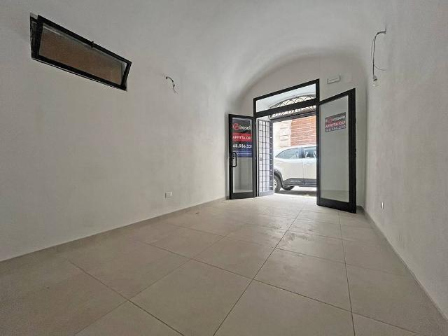 Locale Commerciale in affitto a Torretta, Tornimparte