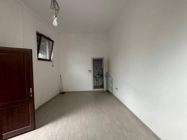 Locale Commerciale in affitto a Torretta, Tornimparte