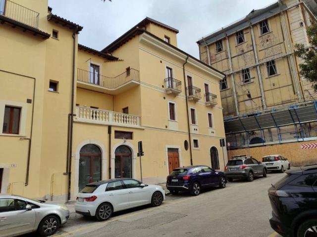 Locale Commerciale in affitto a Torretta, Tornimparte